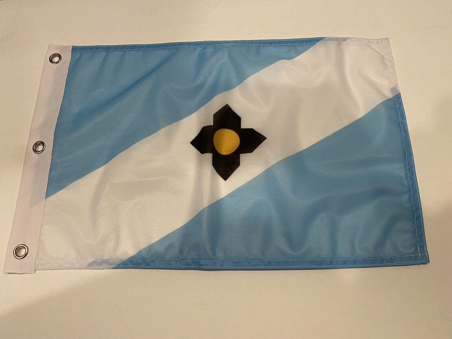 12" x 18" Flag Banner 12 x18 USA Wisconsin Madison City Brass grommets 13
