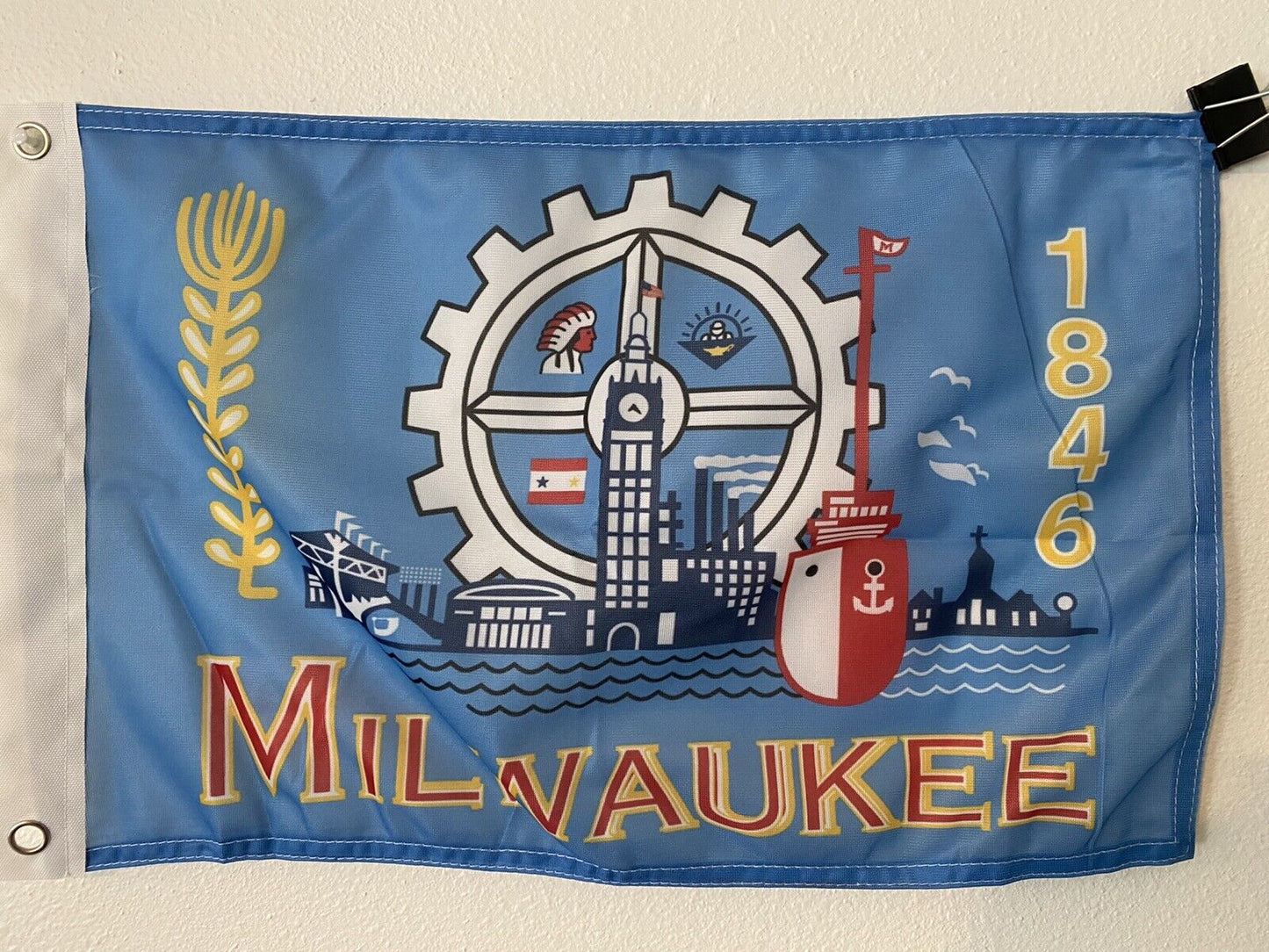 12 x 18 12" x 18" City Milwaukee, Wisconsin Flag Banner Grommets37
