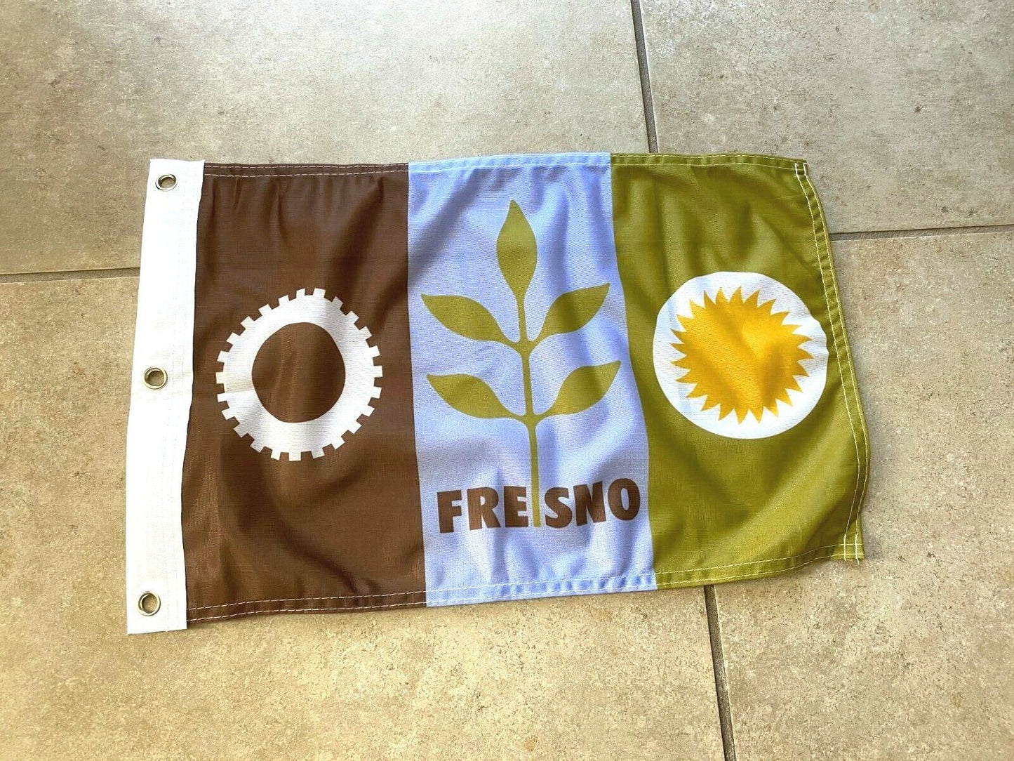 12 x 18 12" x 18" City Fresno, California Flag Banner Grommets31