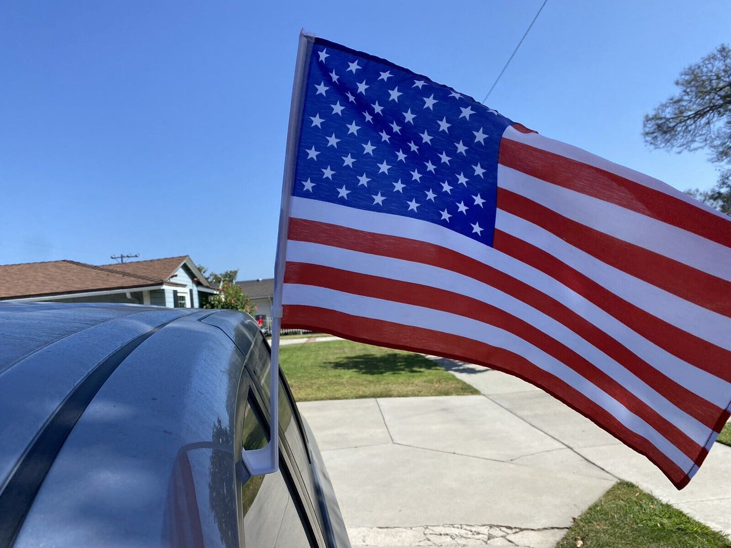 Car Dealer Supplies 24 Pack USA American  Car Window Clip On USA Flag 17"x12"