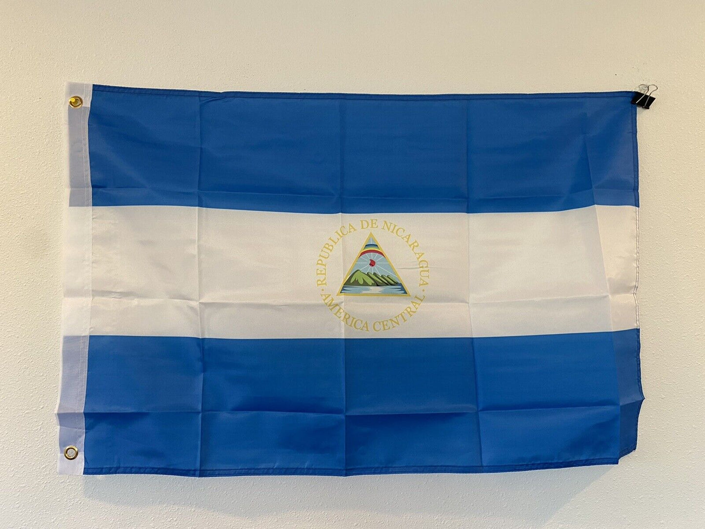 2 x 3 Feet Nicaragua Country 100D Polyester  2' x 3' Flag Z6